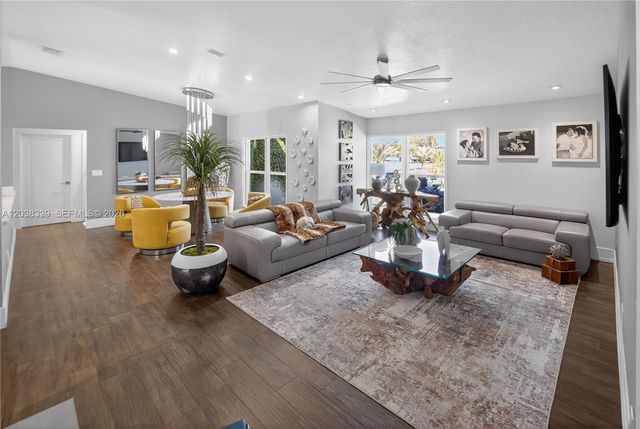 15050 SW 167th St, Miami, FL 33187