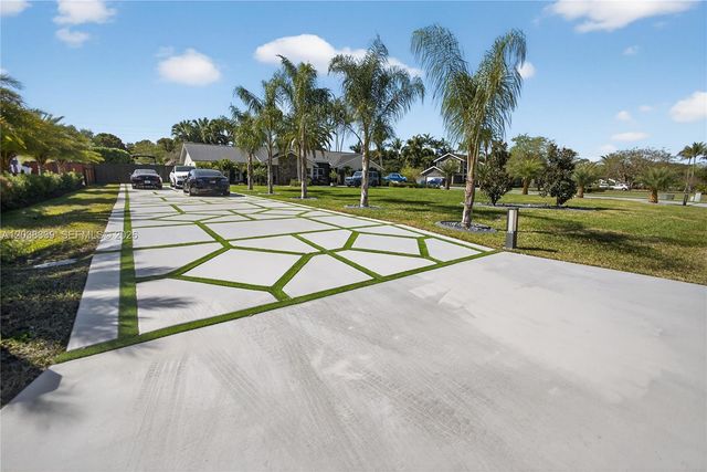 15050 SW 167th St, Miami, FL 33187