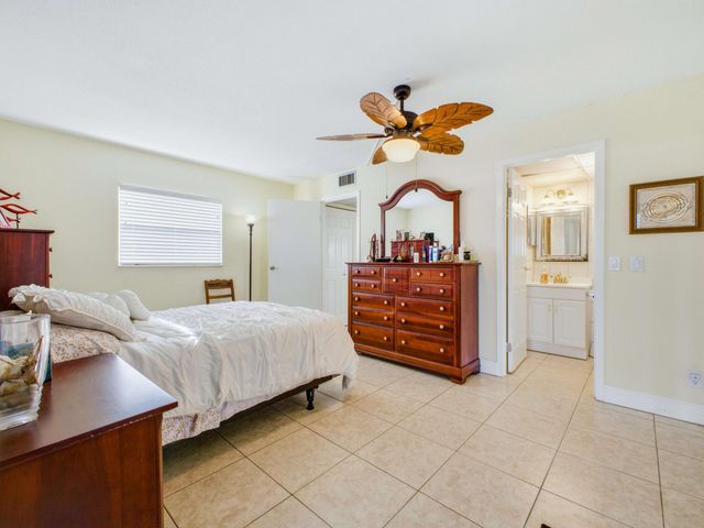 202 Brittany F, Delray Beach, FL 33446