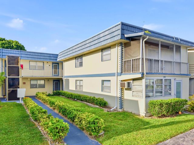 202 Brittany F, Delray Beach, FL 33446