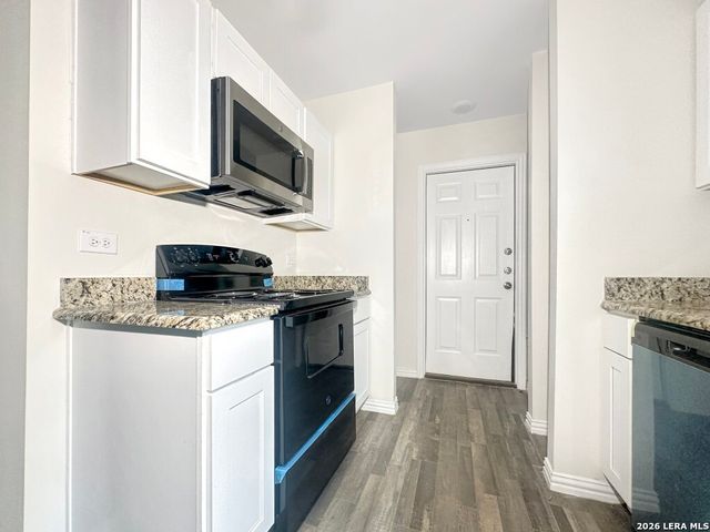 3355 MARTIN LUTHER KING DR, San Antonio, TX 78220