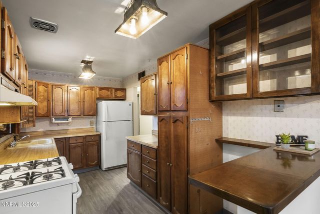 1675 Auburn Way, Reno, NV 89502