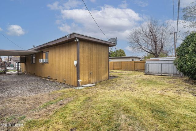 1675 Auburn Way, Reno, NV 89502