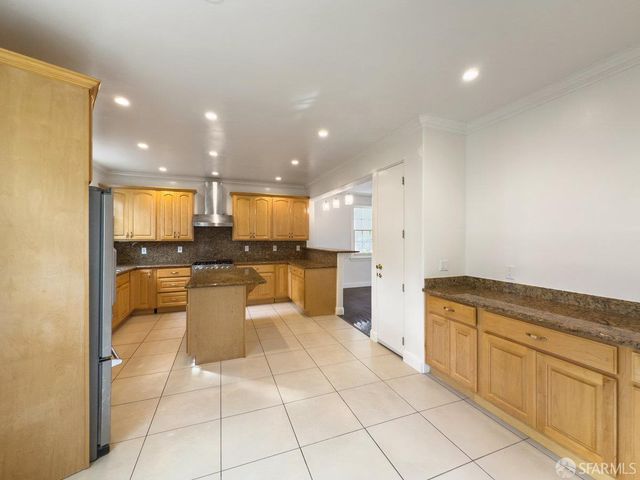 1325 Portola Drive, San Francisco, CA 94127