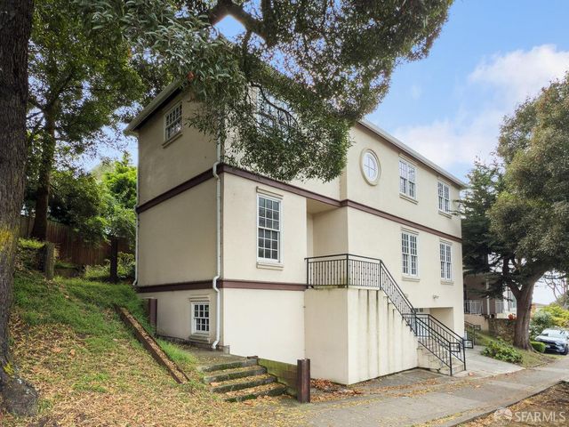 1325 Portola Drive, San Francisco, CA 94127