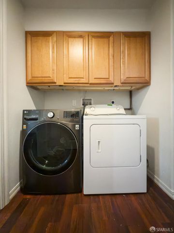 1325 Portola Drive, San Francisco, CA 94127