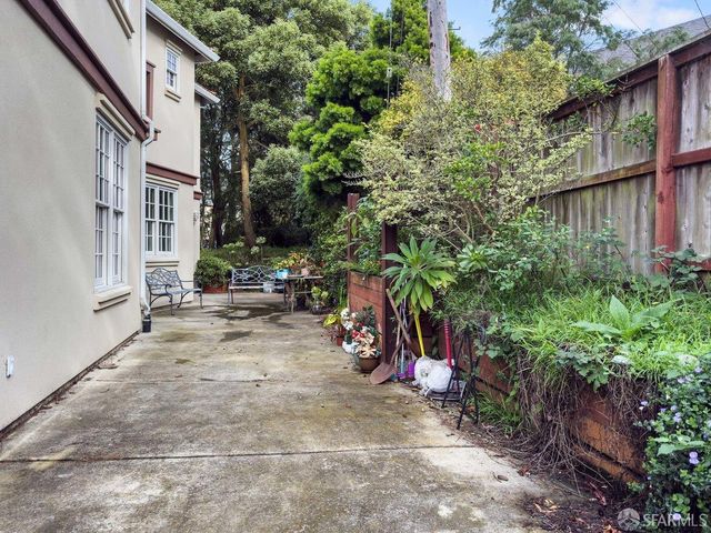 1325 Portola Drive, San Francisco, CA 94127