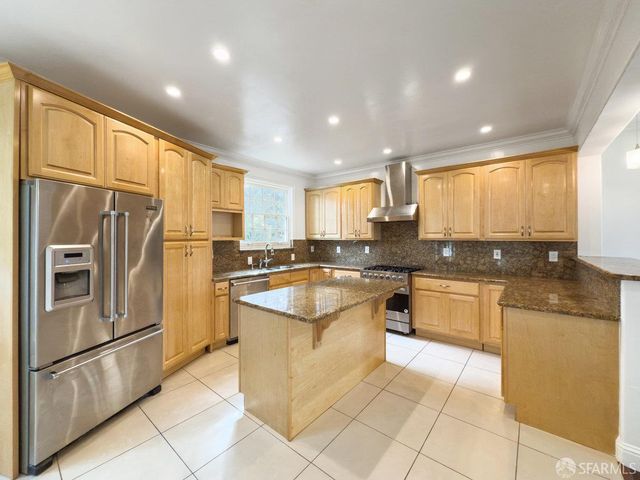 1325 Portola Drive, San Francisco, CA 94127