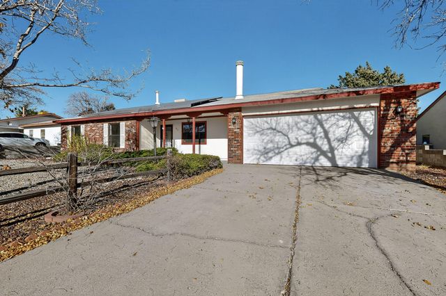 816 Stagecoach Road SE, Rio Rancho, NM 87124