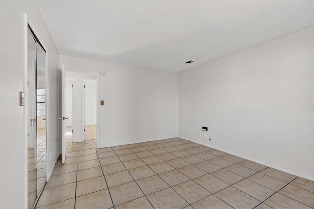 816 Stagecoach Road SE, Rio Rancho, NM 87124