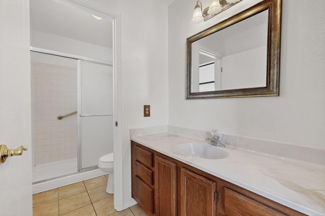 816 Stagecoach Road SE, Rio Rancho, NM 87124