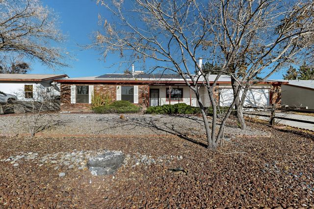 816 Stagecoach Road SE, Rio Rancho, NM 87124