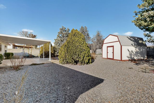 816 Stagecoach Road SE, Rio Rancho, NM 87124