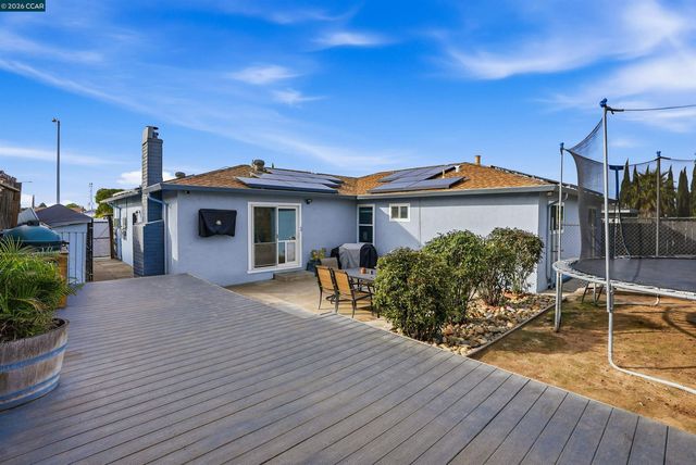 368 Atherton Ave, Pittsburg, CA 94565