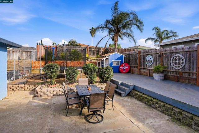 368 Atherton Ave, Pittsburg, CA 94565