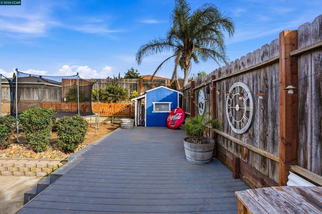 368 Atherton Ave, Pittsburg, CA 94565