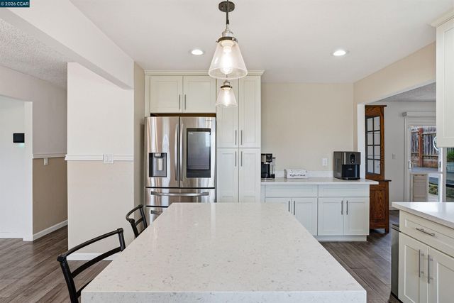 368 Atherton Ave, Pittsburg, CA 94565