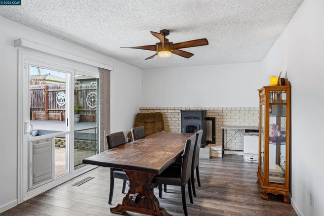 368 Atherton Ave, Pittsburg, CA 94565