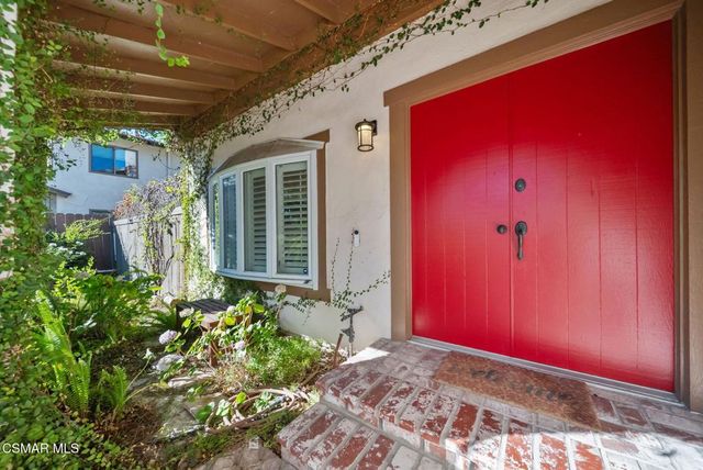 30729 Lakefront Drive, Agoura Hills, CA 91301
