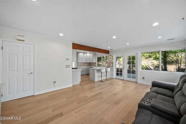 30729 Lakefront Drive, Agoura Hills, CA 91301