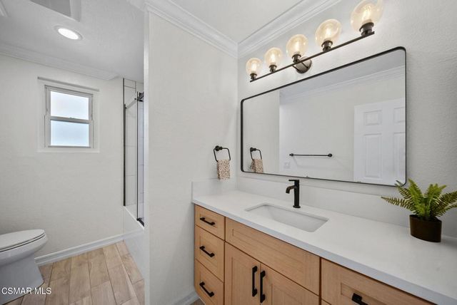 30729 Lakefront Drive, Agoura Hills, CA 91301