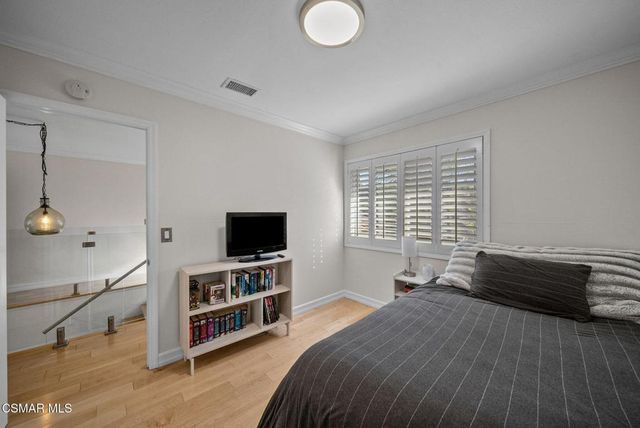 30729 Lakefront Drive, Agoura Hills, CA 91301