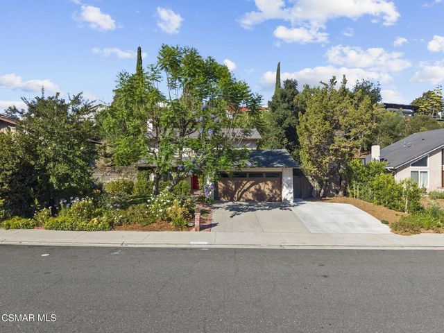 30729 Lakefront Drive, Agoura Hills, CA 91301