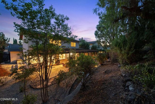 30729 Lakefront Drive, Agoura Hills, CA 91301