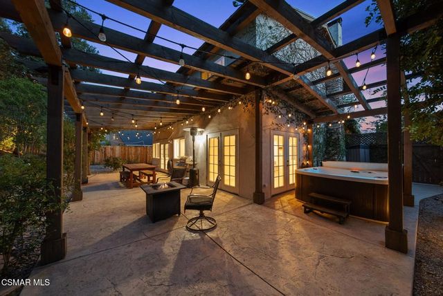 30729 Lakefront Drive, Agoura Hills, CA 91301