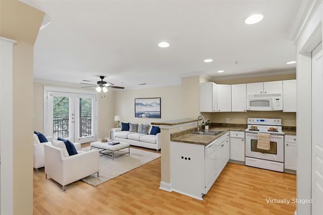 1725 Harvey Mitchell Parkway S 1431, College Station, TX 77840