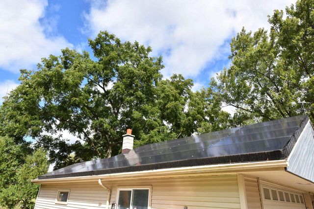 9709 S Howell AVENUE, Oak Creek, WI 53154