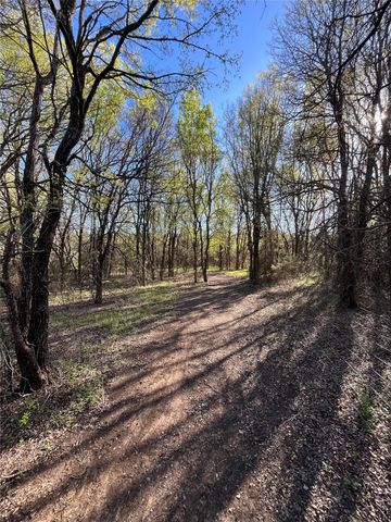 213 PR 1743 B, Clifton, TX 76634