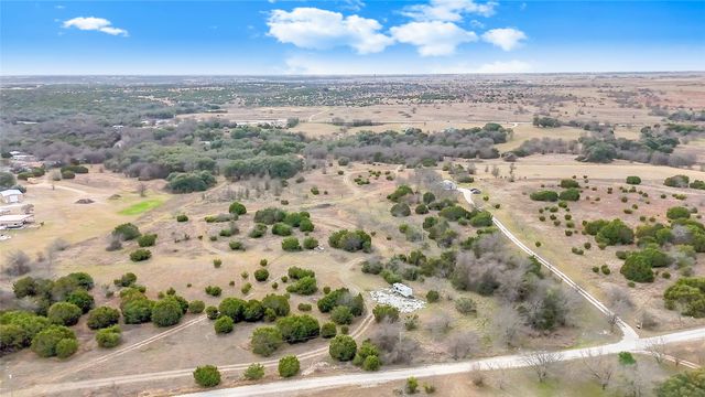 213 PR 1743 B, Clifton, TX 76634