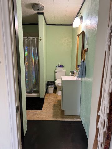 213 PR 1743 B, Clifton, TX 76634