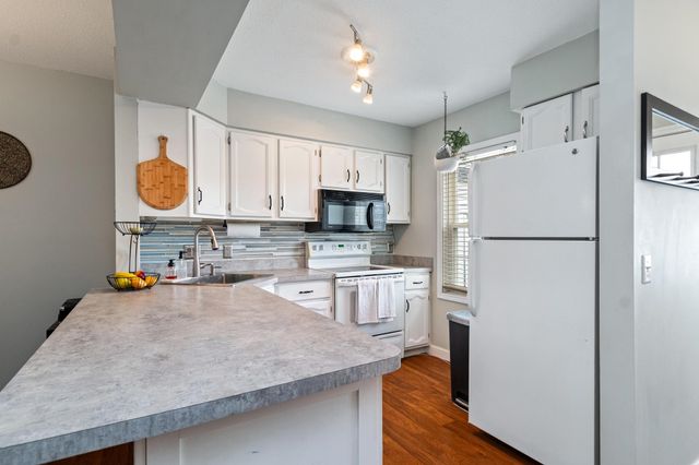 34 Brickyard Rd Unit 18, Essex Junction, VT 05452