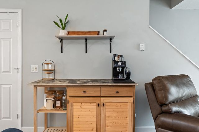 34 Brickyard Rd Unit 18, Essex Junction, VT 05452