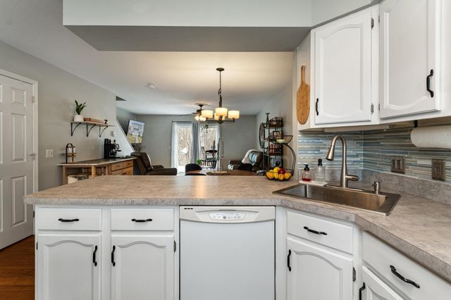 34 Brickyard Rd Unit 18, Essex Junction, VT 05452