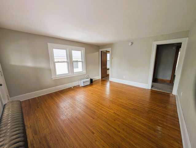 709 Hague Avenue, Saint Paul, MN 55104