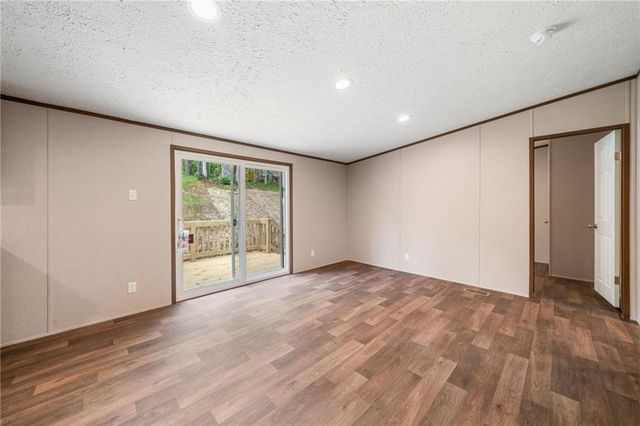 220 Jetty Drive, Ellijay, GA 30540