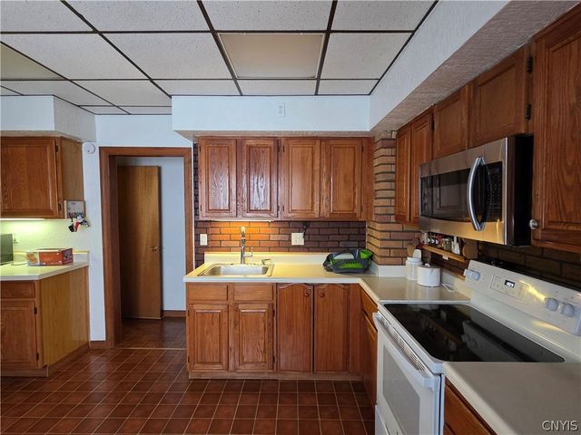 1681 Seymour Avenue, Utica, NY 13501
