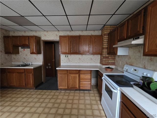 1681 Seymour Avenue, Utica, NY 13501