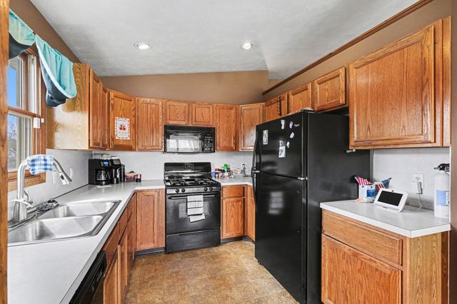 302 Maizie Lane, Sparta, MI 49345