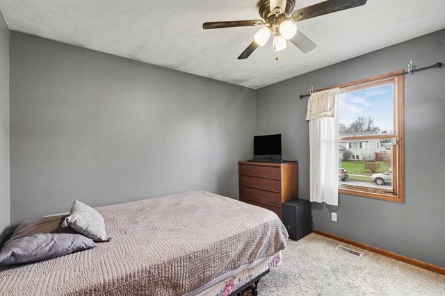 302 Maizie Lane, Sparta, MI 49345