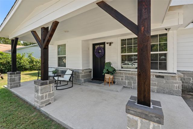 121 Austin Street, Mcgregor, TX 76657