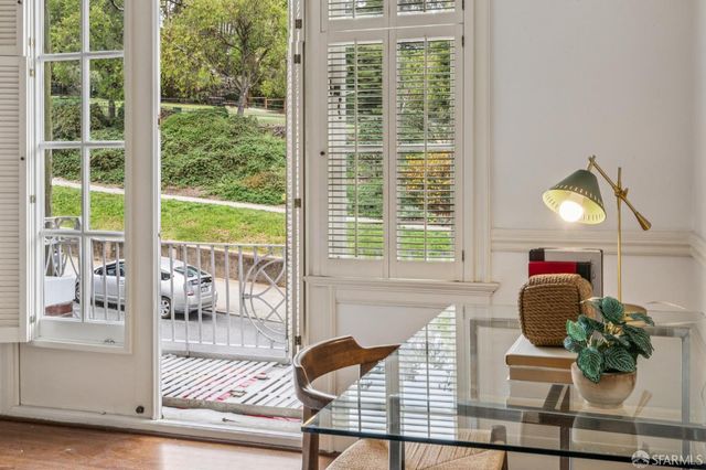 2001 Sacramento Street 3, San Francisco, CA 94109