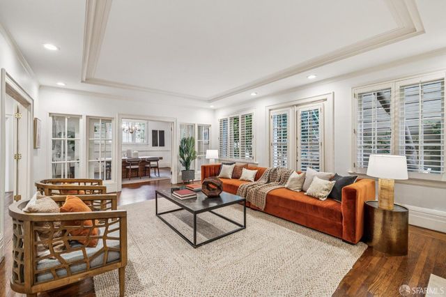 2001 Sacramento Street 3, San Francisco, CA 94109