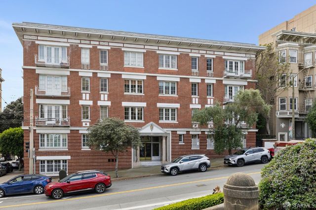 2001 Sacramento Street 3, San Francisco, CA 94109