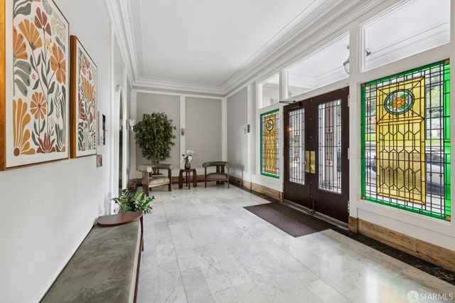 2001 Sacramento Street 3, San Francisco, CA 94109