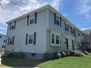 286 Lagrange 286, Newton, MA 02467