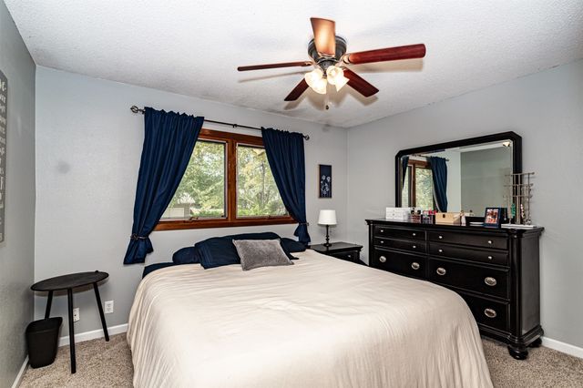 3220 Diamond Street, Ames, IA 50010